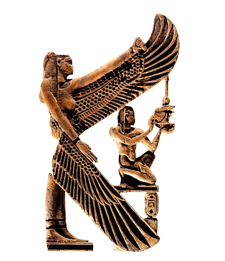 Représentation d’Isis aux ailes déployées – Galerie de l’huile essentielle Isis